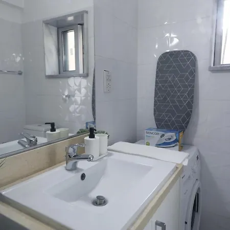 Banlieue 29 - 2 Bedroom Flat In * Paphos