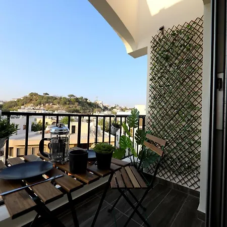Banlieue 29 - 2 Bedroom Flat In