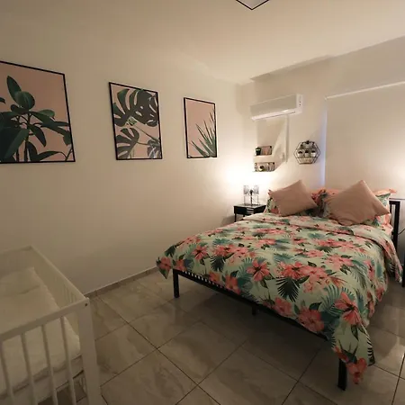 Banlieue 29 - 2 Bedroom Flat In