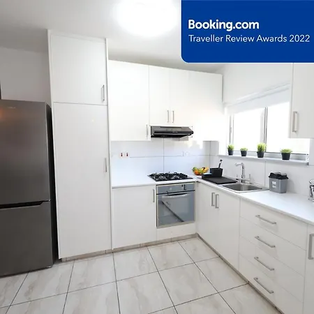 Banlieue 29 - 2 Bedroom Flat In Paphos